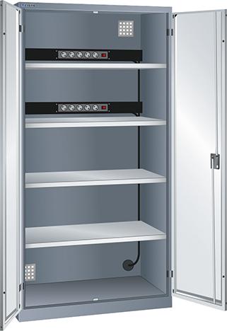 423862-ube112842.jpg